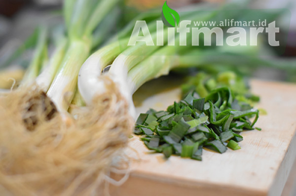 Daun Bawang (250 Gram)