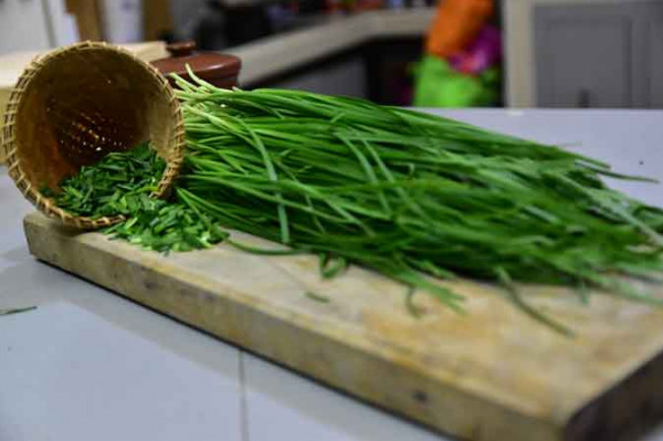 Daun Kucai (100 Gram)