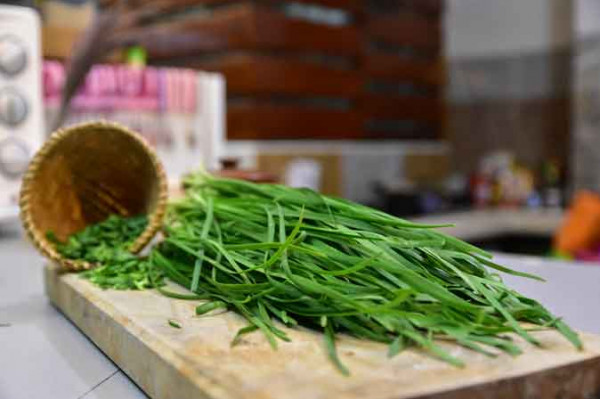 Daun Kucai (100 Gram)