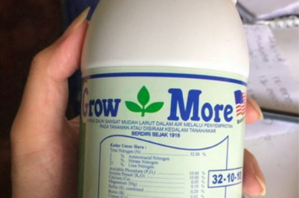 Pupuk GROWMORE DAUN 454 ML