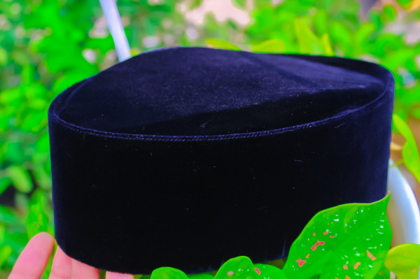 Peci Hitam Khas Ushuluddin