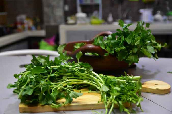 Selada Air (250 Gram)