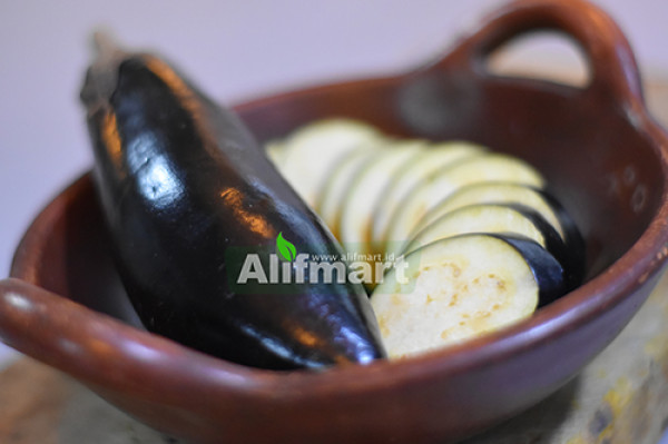 Terong Nasubi (1000 Gram)