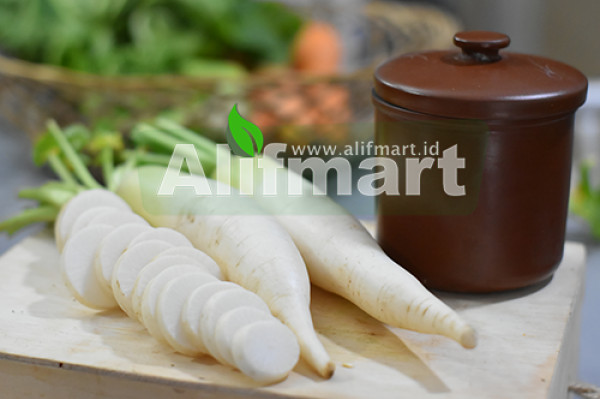 Daikon / Lobak (250 Gram)